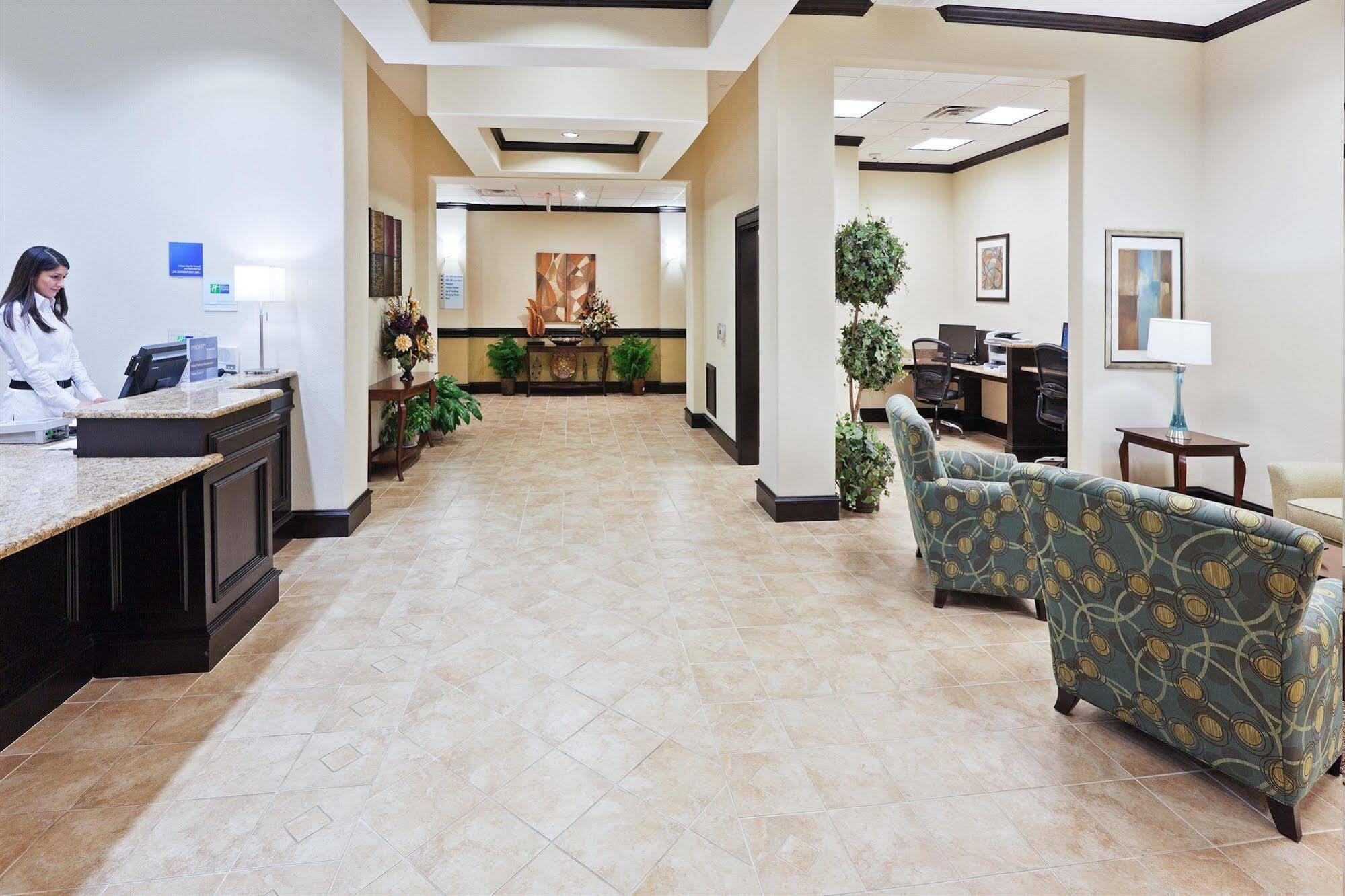 Holiday Inn Express & Suites Brownfield Zewnętrze zdjęcie