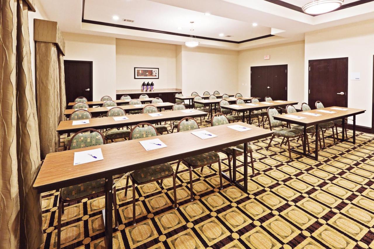 Holiday Inn Express & Suites Brownfield Zewnętrze zdjęcie