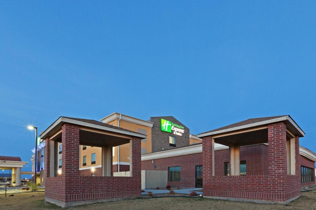 Holiday Inn Express & Suites Brownfield Zewnętrze zdjęcie